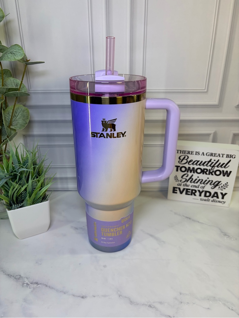 Stanley Glinda Wicked For Good 40oz BNWT
